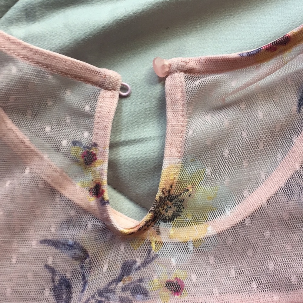 Tank top - Picture 3 of 3